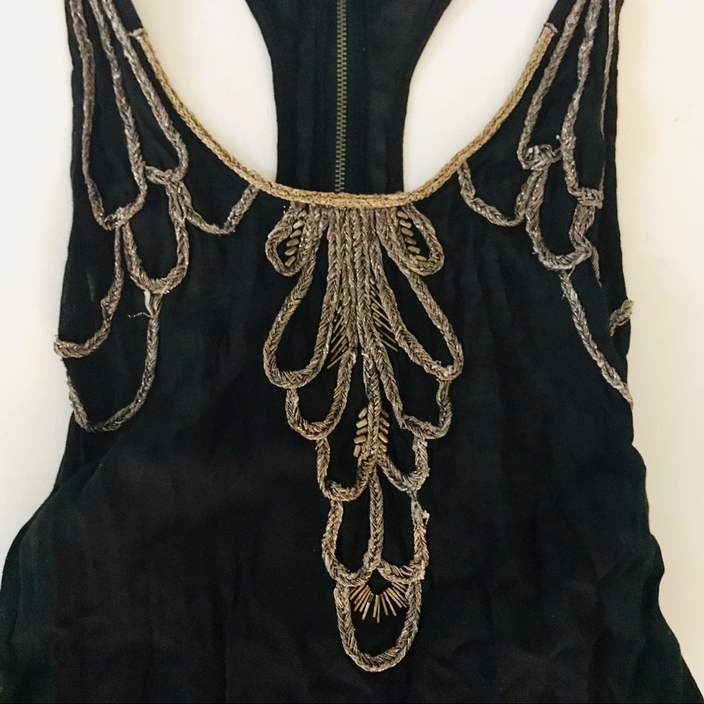 F R E E   P E O P L E   Top